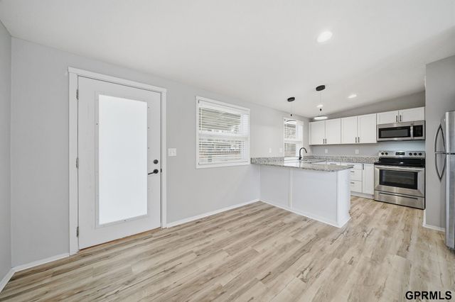 230 Prestwick Road, Lincoln, NE 68505