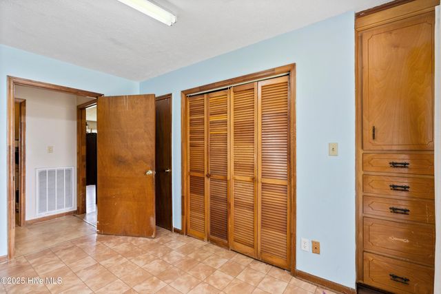 103 Top Tobacco Road, Lake Waccamaw, NC 28450