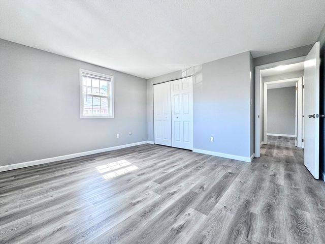 2 Old Colony Ln 5, Arlington, MA 02476