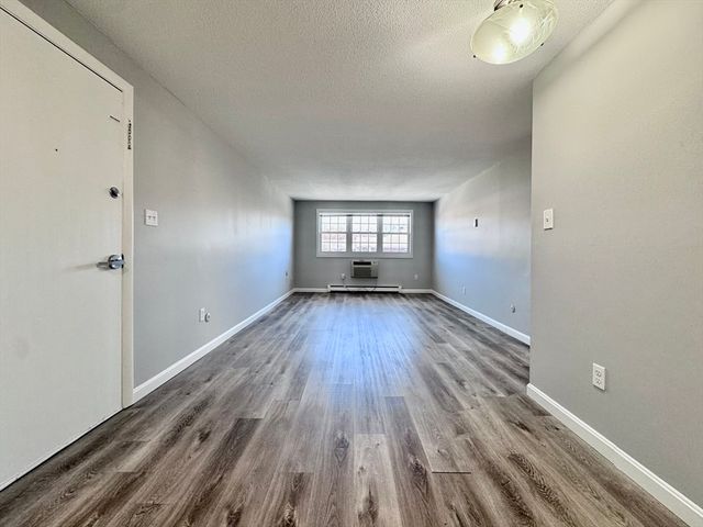 2 Old Colony Ln 5, Arlington, MA 02476