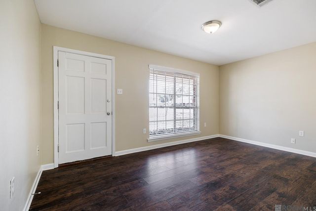 5219 Goodland Dr, Greenwell Springs, LA 70739