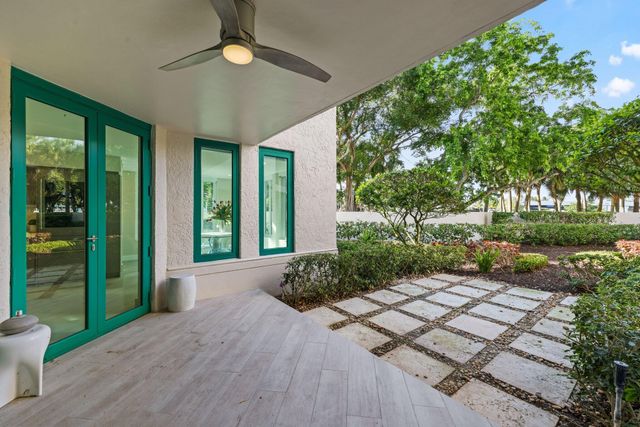 100 SE 5th Avenue 106, Boca Raton, FL 33432