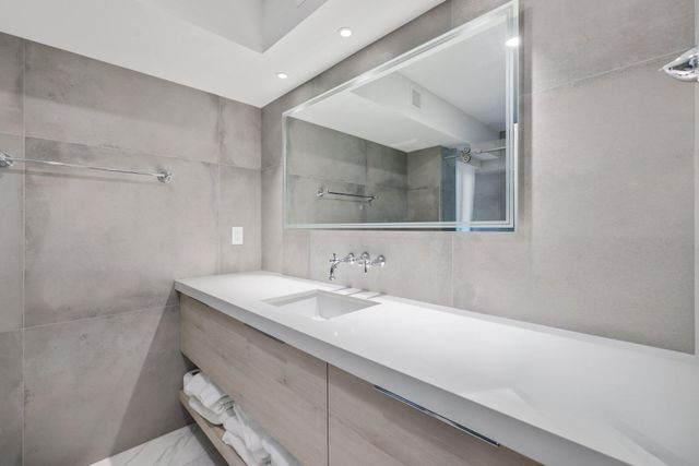 100 SE 5th Avenue 106, Boca Raton, FL 33432