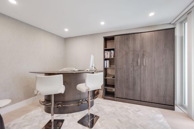 100 SE 5th Avenue 106, Boca Raton, FL 33432