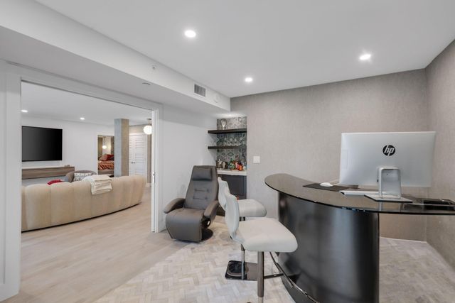 100 SE 5th Avenue 106, Boca Raton, FL 33432