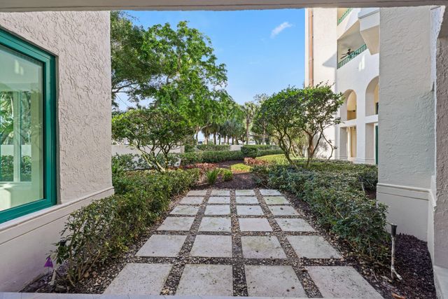 100 SE 5th Avenue 106, Boca Raton, FL 33432
