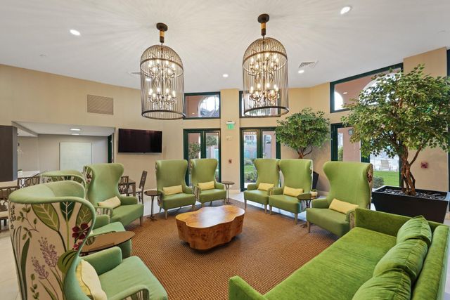 100 SE 5th Avenue 106, Boca Raton, FL 33432