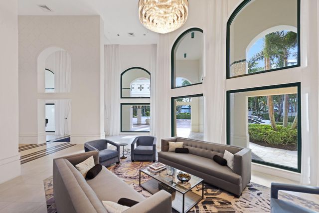 100 SE 5th Avenue 106, Boca Raton, FL 33432