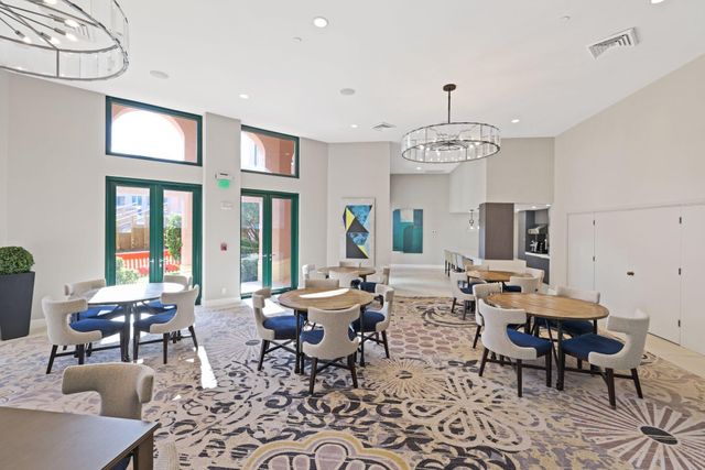 100 SE 5th Avenue 106, Boca Raton, FL 33432