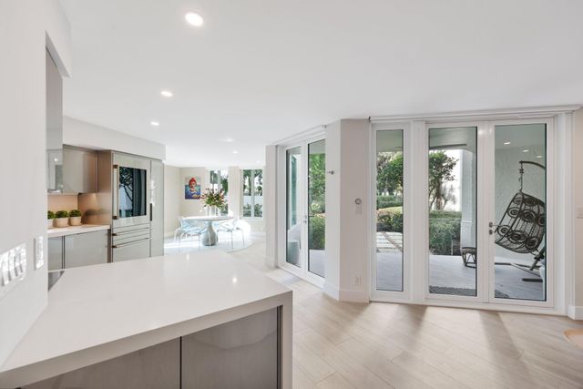 100 SE 5th Avenue 106, Boca Raton, FL 33432