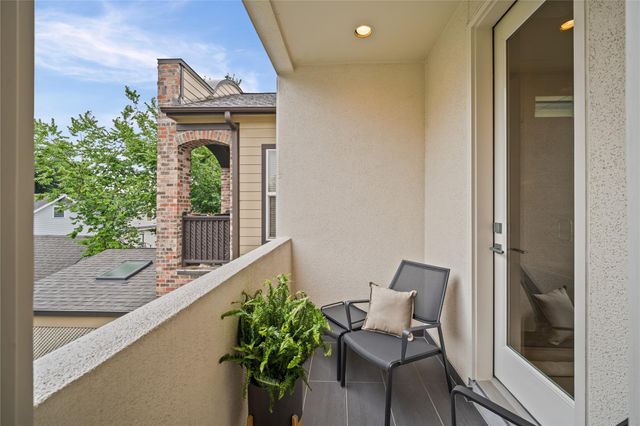 908 East 23rd, Houston, TX 77009