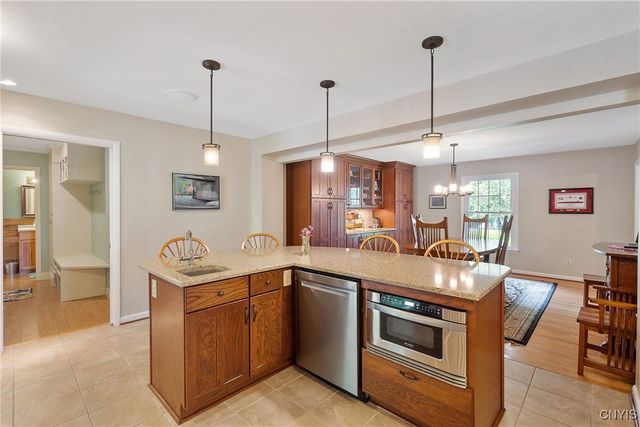 44 Brown Drive, Oswego, NY 13126