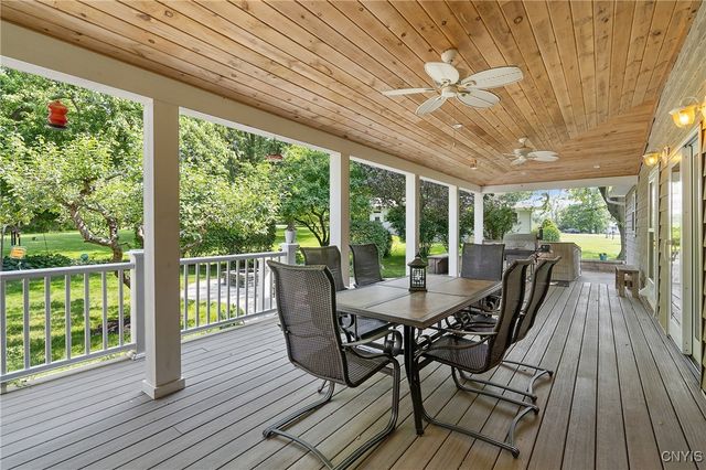 44 Brown Drive, Oswego, NY 13126