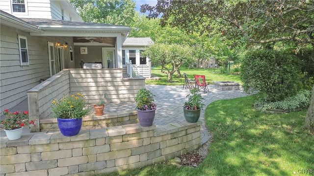44 Brown Drive, Oswego, NY 13126