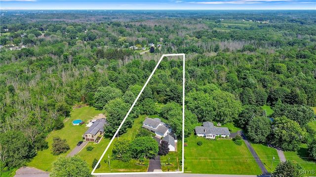 44 Brown Drive, Oswego, NY 13126