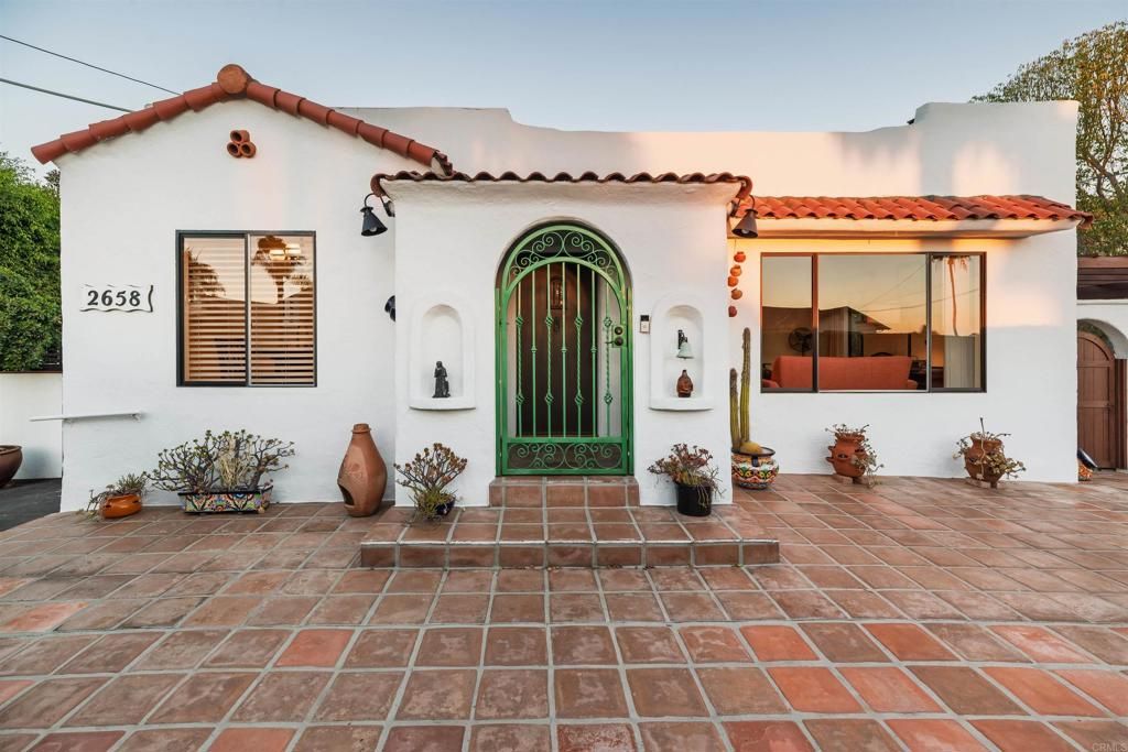 2658 Highland Drive, Carlsbad, CA 92008 — exterior