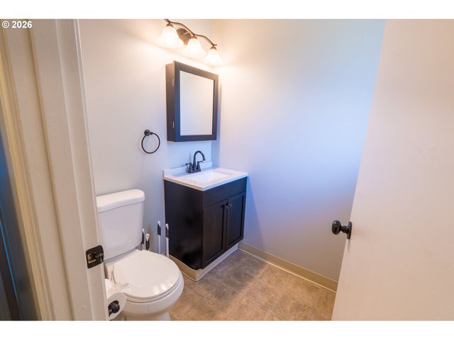 2285 Sw 193RD Ct, Beaverton, OR 97003