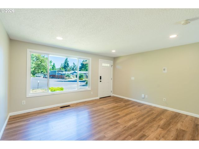 2285 Sw 193RD Ct, Beaverton, OR 97003