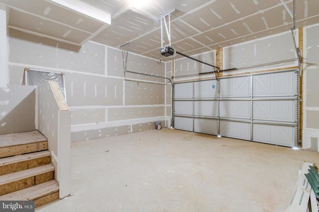 5724 HOWARD DR, Glen Burnie, MD 21060