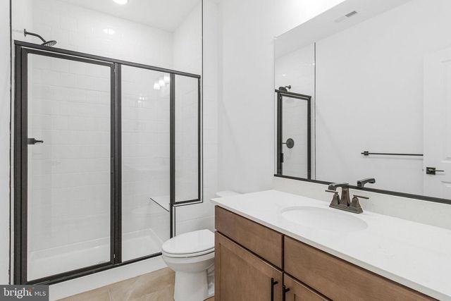 5724 HOWARD DR, Glen Burnie, MD 21060