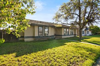 1222 N Laspina Street, Tulare, CA 93274