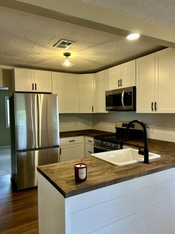 19157 W Chippewa Drive, Rodney, MI 49342