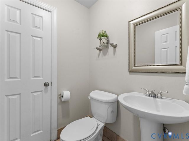 2922 Ellwood Ave, Richmond, VA 23221