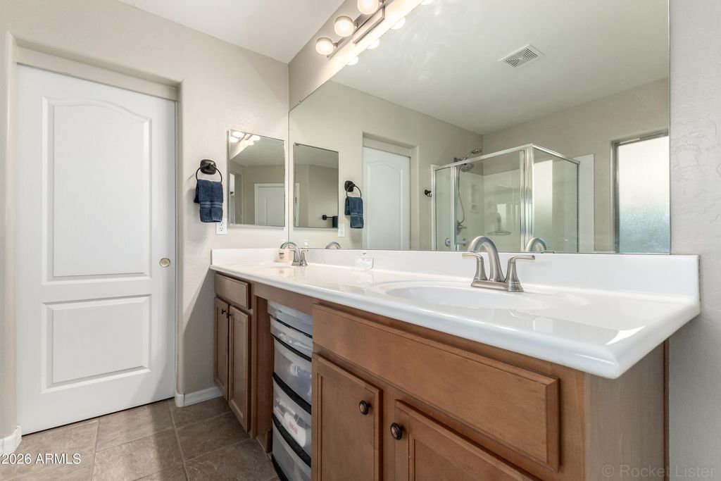 Image 15 of property listing at 16014 N 174TH Avenue, Surprise, AZ 85388