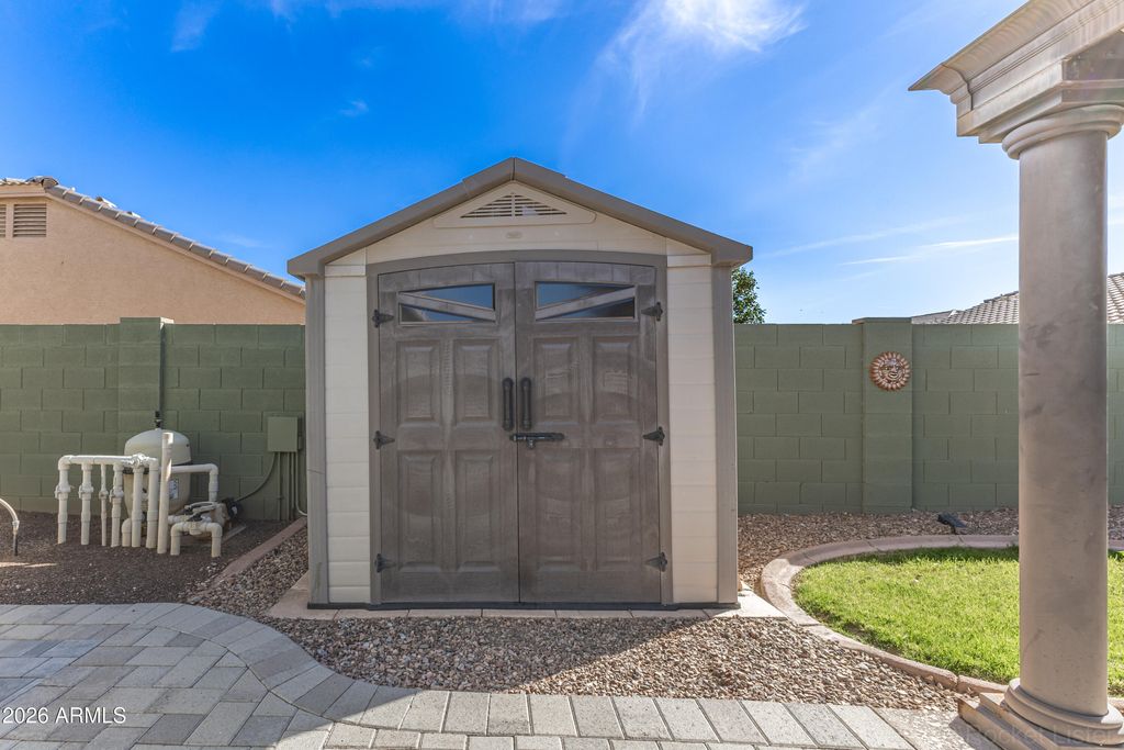 Image 29 of property listing at 16014 N 174TH Avenue, Surprise, AZ 85388