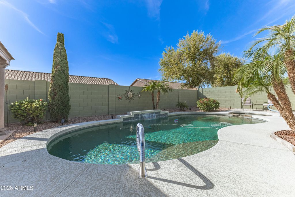 Image 33 of property listing at 16014 N 174TH Avenue, Surprise, AZ 85388