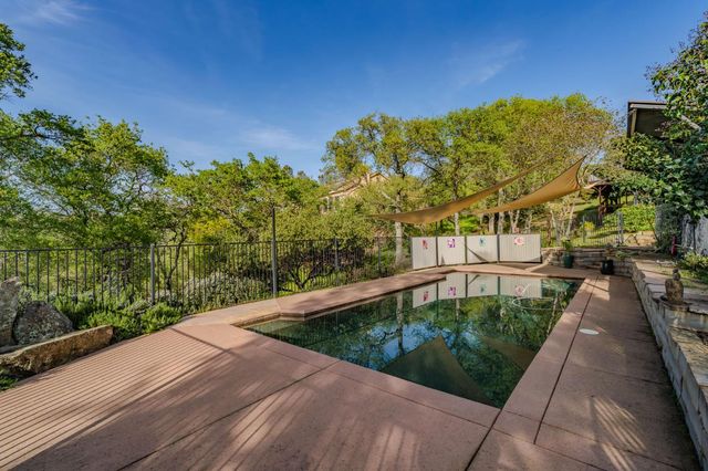 9032 Montero Rd, Valley Springs, CA 95252