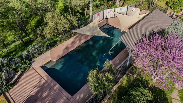 9032 Montero Rd, Valley Springs, CA 95252