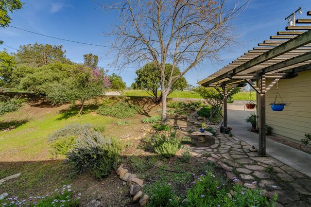 9032 Montero Rd, Valley Springs, CA 95252