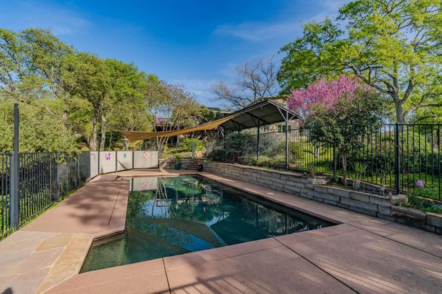 9032 Montero Rd, Valley Springs, CA 95252