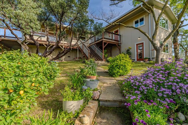 9032 Montero Rd, Valley Springs, CA 95252