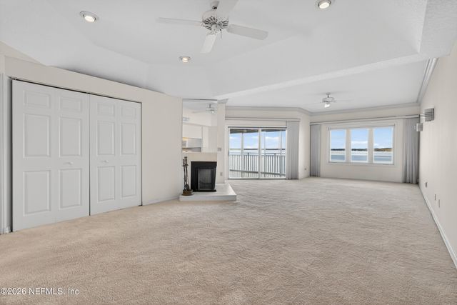 2099 WINTERBOURNE E 302, Orange Park, FL 32073