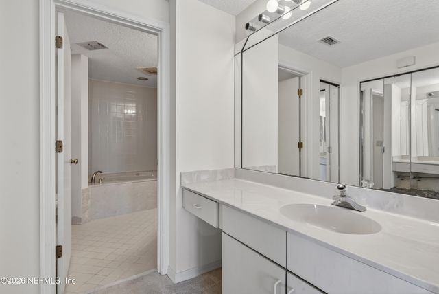 2099 WINTERBOURNE E 302, Orange Park, FL 32073