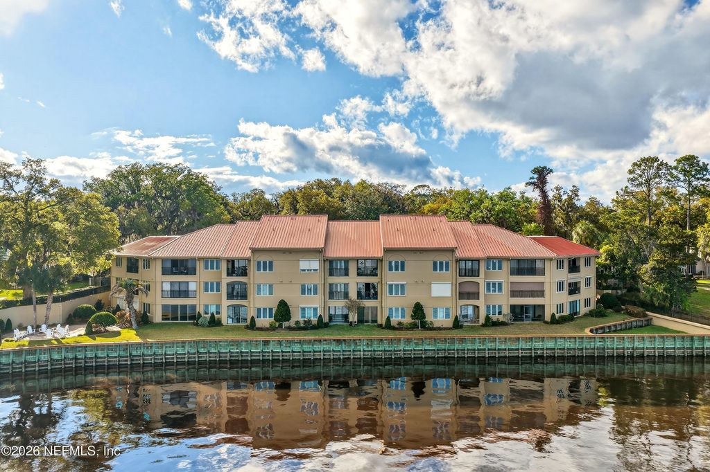 2099 WINTERBOURNE E 302, Orange Park, FL 32073