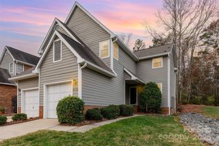 9712 St Vincent Lane, Charlotte, NC 28277