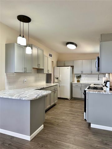 723 Santa Barbara Dr, Kingsville, TX 78363