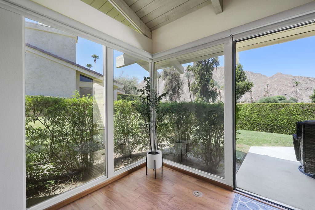 Image 12 of property listing at 46516 Arapahoe Drive, Indian Wells, CA 92210