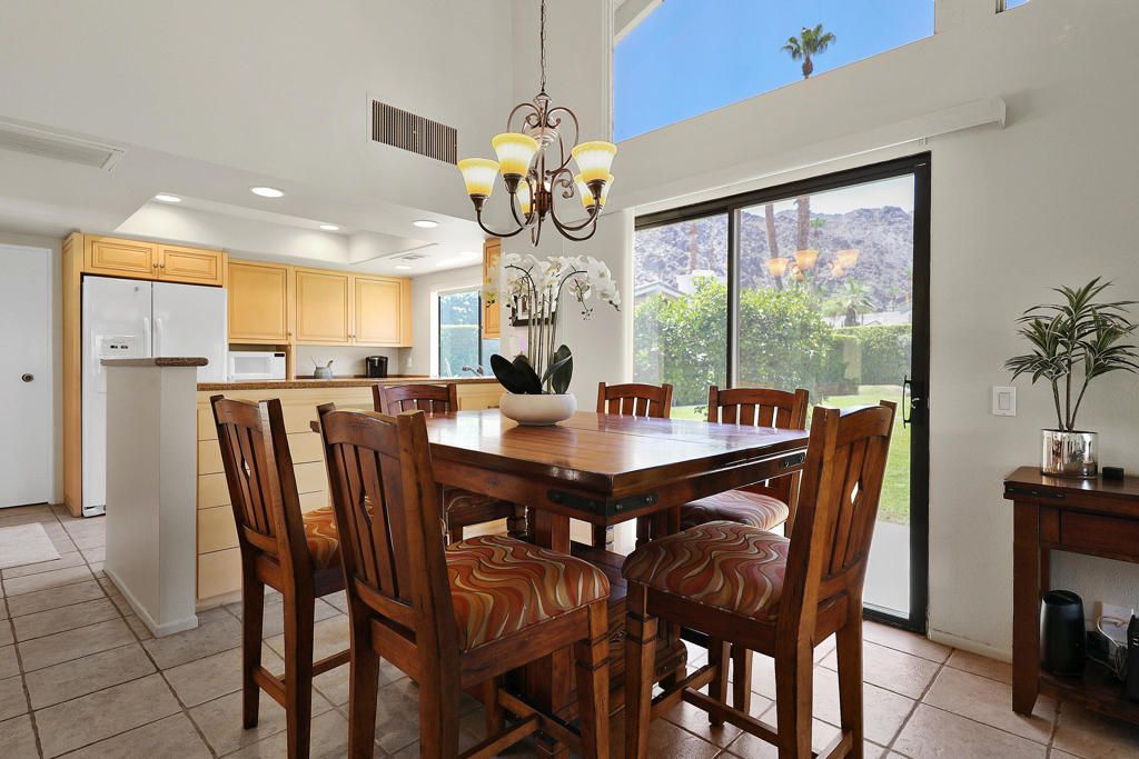 Image 13 of property listing at 46516 Arapahoe Drive, Indian Wells, CA 92210