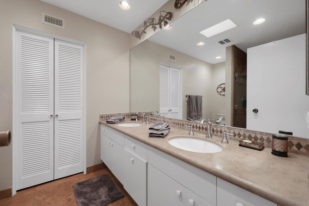 Image 23 of property listing at 46516 Arapahoe Drive, Indian Wells, CA 92210