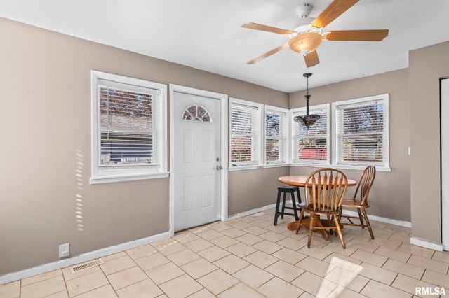 2101 Henley Road, Springfield, IL 62702