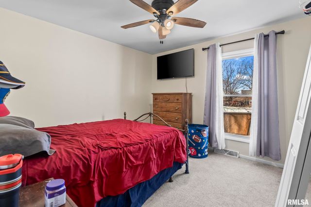 2101 Henley Road, Springfield, IL 62702