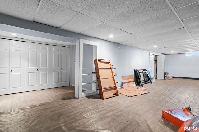 2101 Henley Road, Springfield, IL 62702