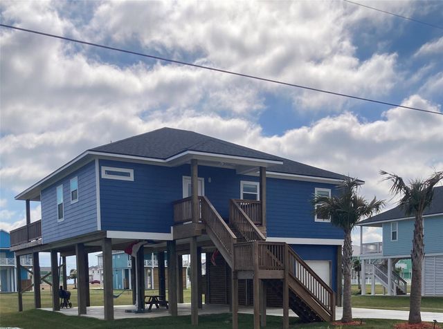 18307 Warrior Road, Galveston, TX 77554