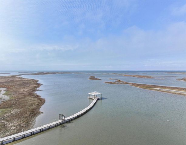 18307 Warrior Road, Galveston, TX 77554