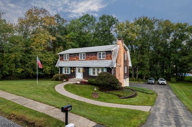183 Eyland Ave, Roxbury Twp., NJ 07876