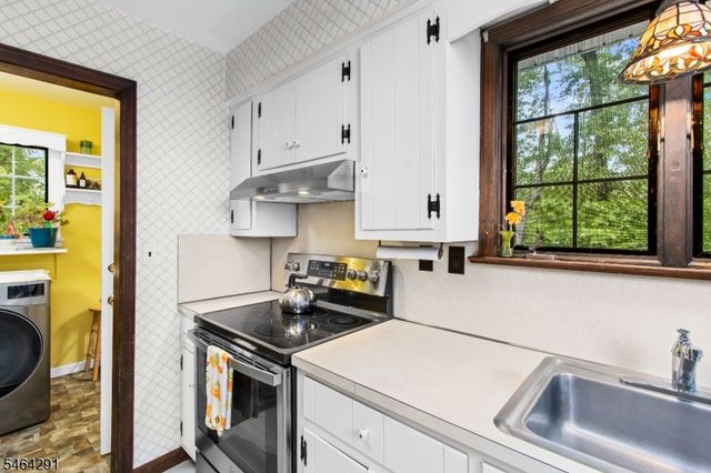 183 Eyland Ave, Roxbury Twp., NJ 07876